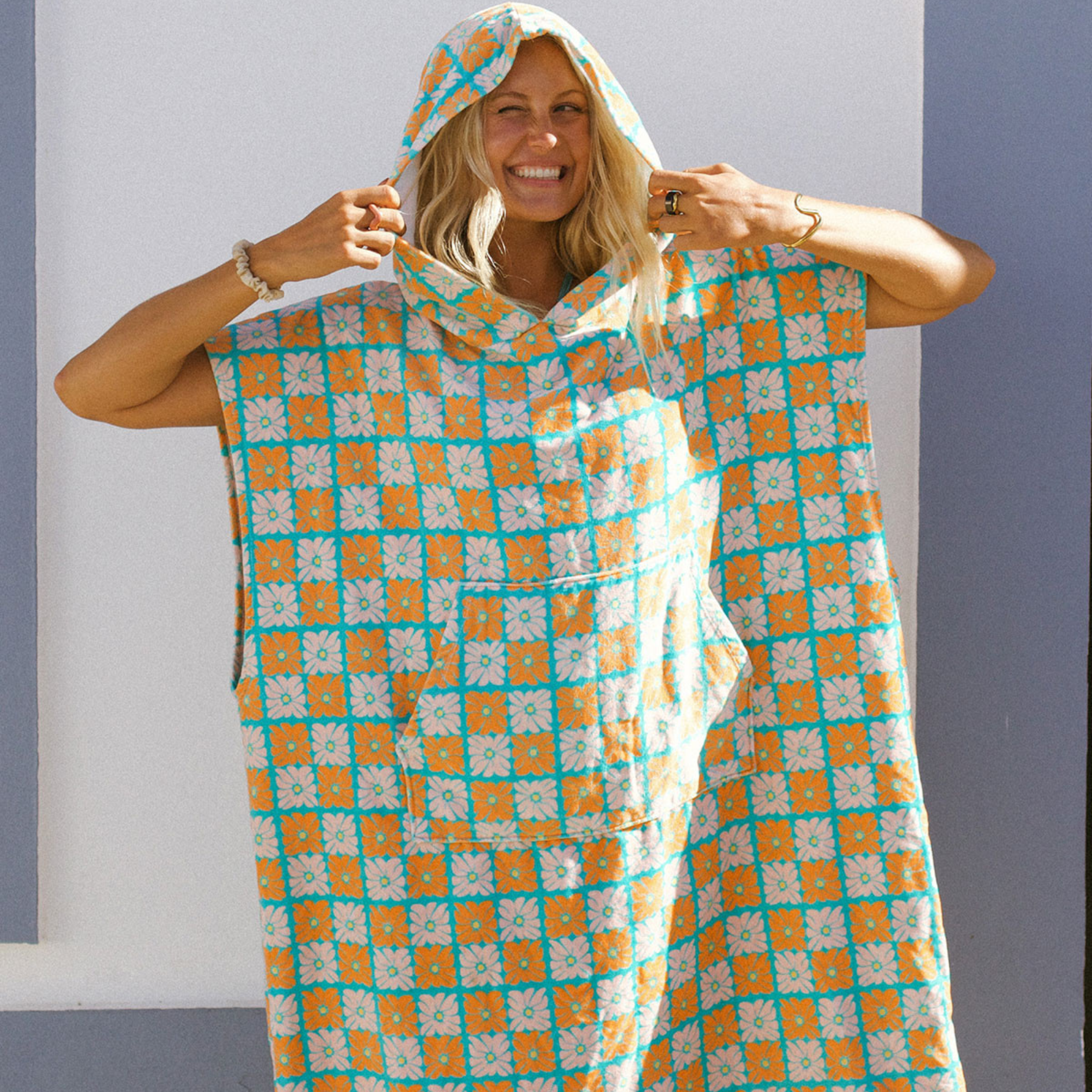 Changing Poncho- Daisy Dukes