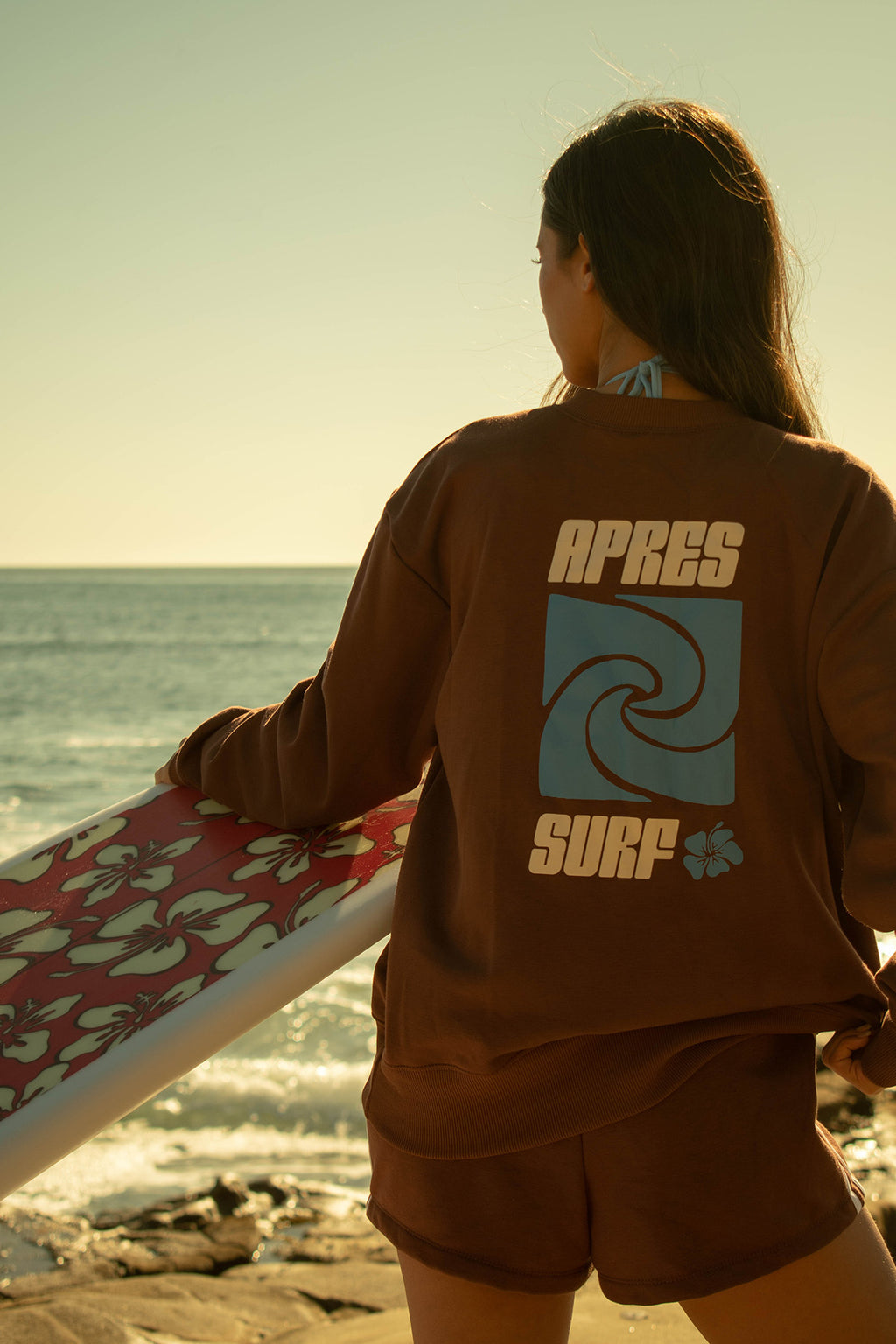 Apres Surf Crewneck (Mocha)